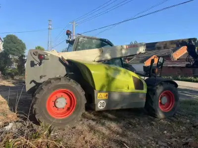 Used Telehandler photo 3