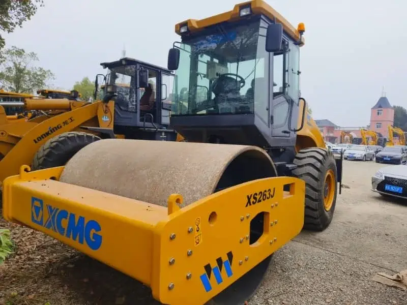 Used XCMG XS263J Road Roller photo 1