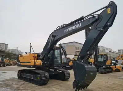 Used Hyundai HX200 Excavator photo 10