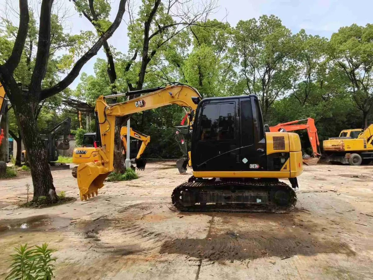 Used Caterpillar 307D Mini Excavator photo 1