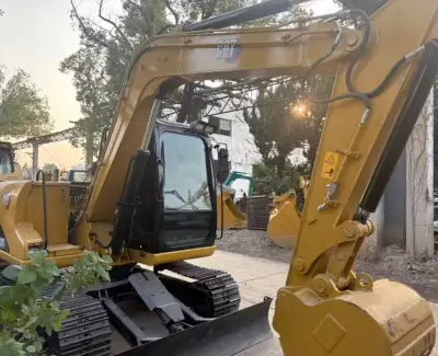 Used Caterpillar 307 Excavator photo 2