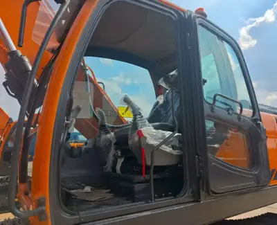 Used Doosan DX225NLCA Excavator photo 8