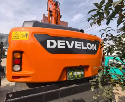 Used Doosan DX150WE Excavator photo 2