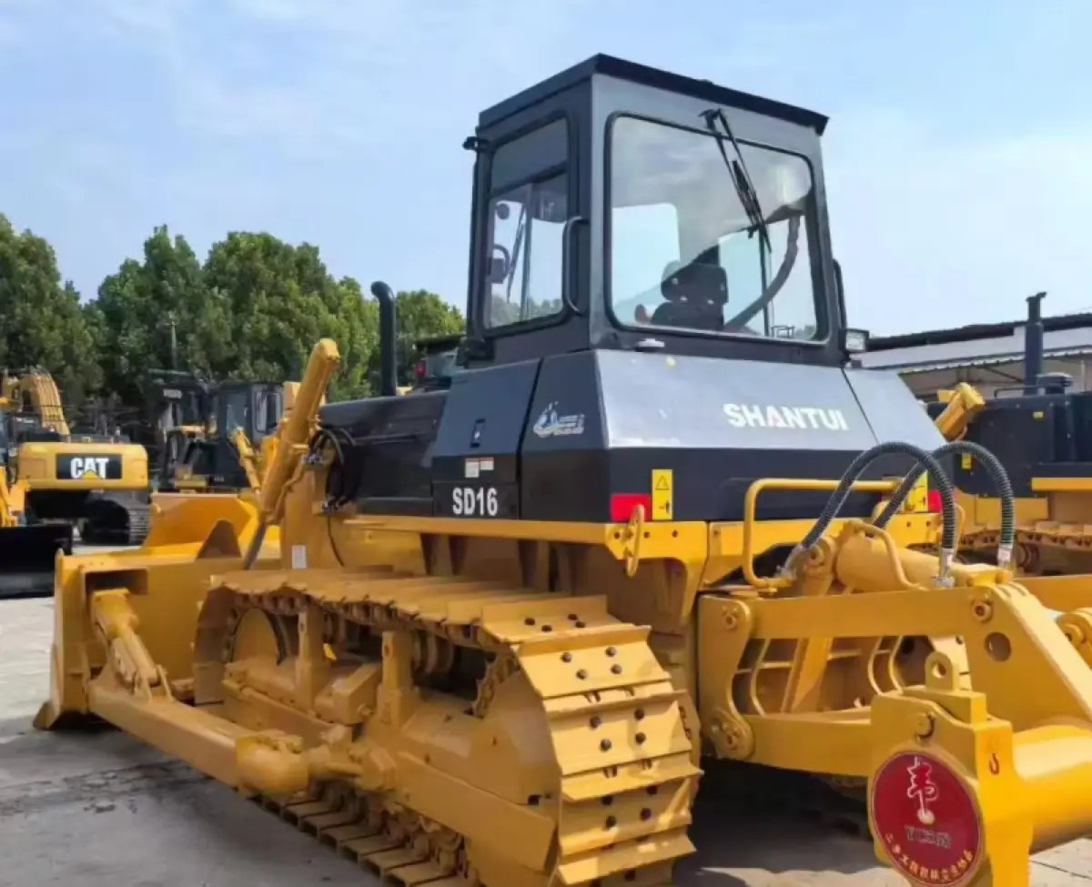 Used Shantui SD16 Bulldozer photo 1