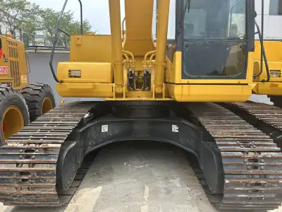 Used Komatsu PC200-7 Excavator photo 6