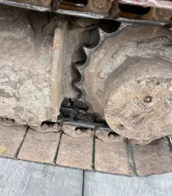 Used Hyundai 60-7 Mini Excavator photo 2