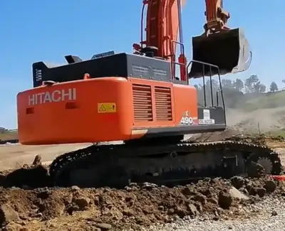 Used Hitachi 490 Excavator photo 3
