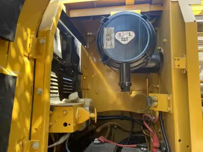 Used Caterpillar 320D Excavator photo 8