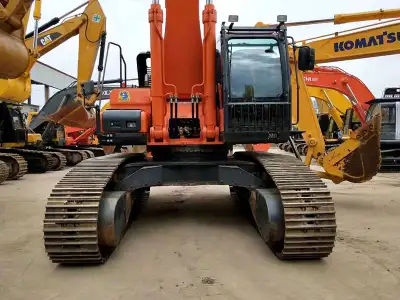 Used Doosan DX500LC Excavator photo 3