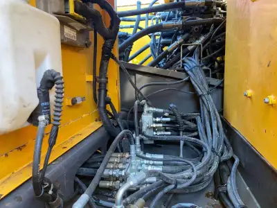 Used Volvo EC200D Excavator photo 7