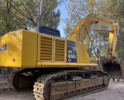 Used Komatsu PC650 Excavator photo 7
