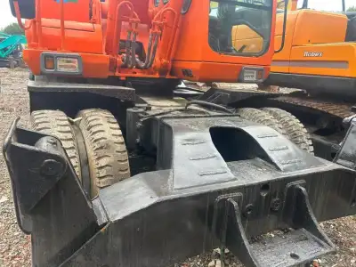 Used Doosan 210 Excavator photo 4