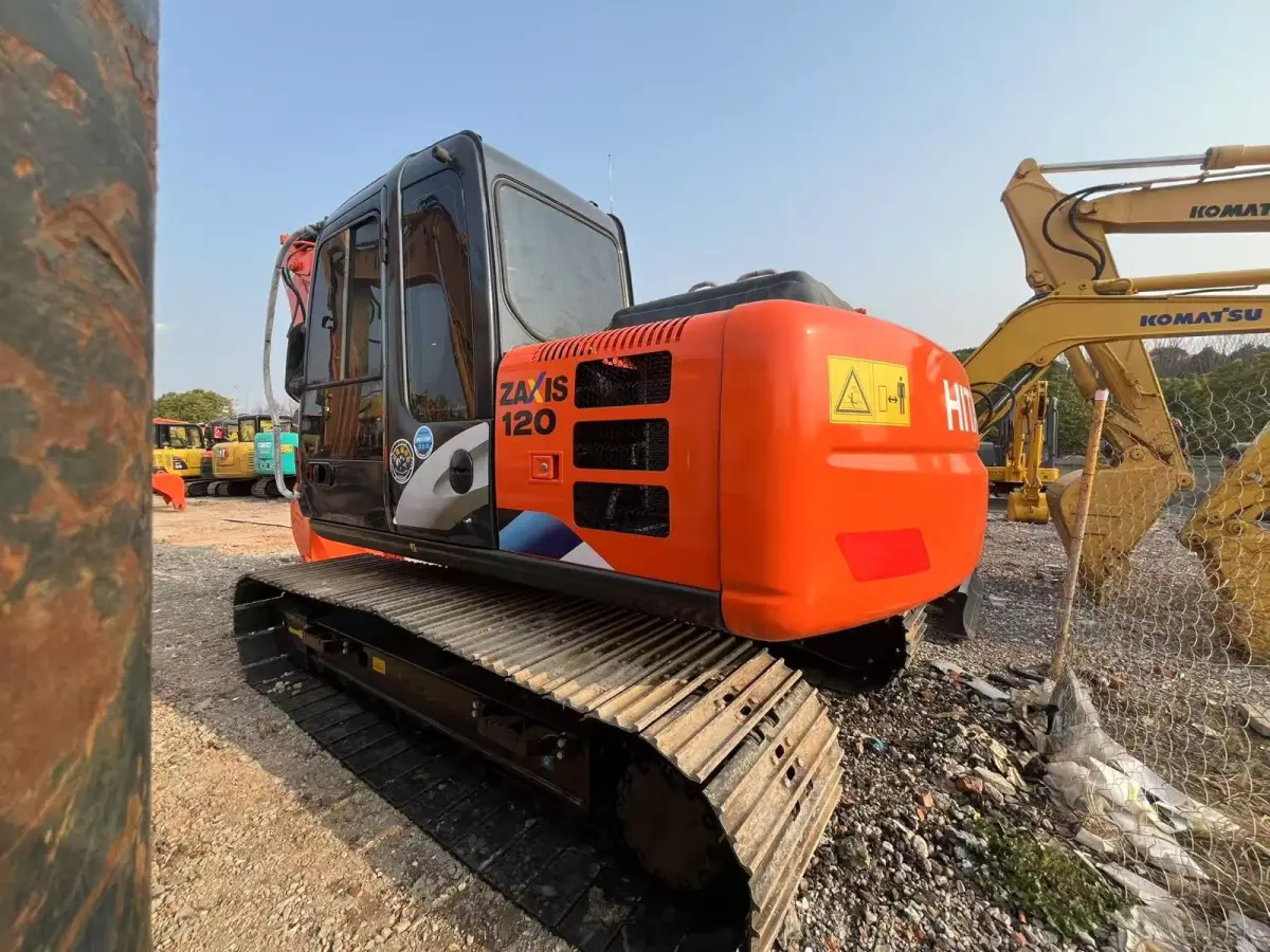 Used Hitachi 120 Excavator photo 1