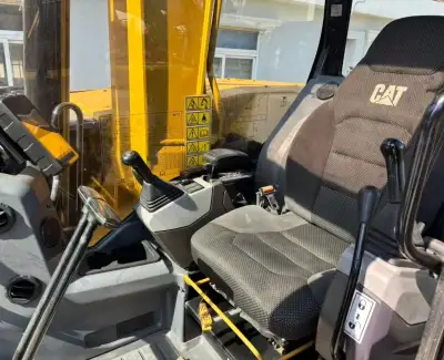 Used Caterpillar 307 Excavator photo 9