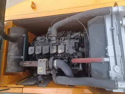 Used Hyundai 210W-9 Wheeled Excavator photo 12
