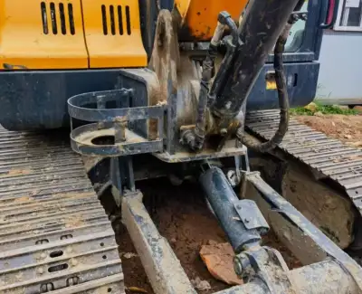 Used Hyundai HX60 Mini Excavator photo 11