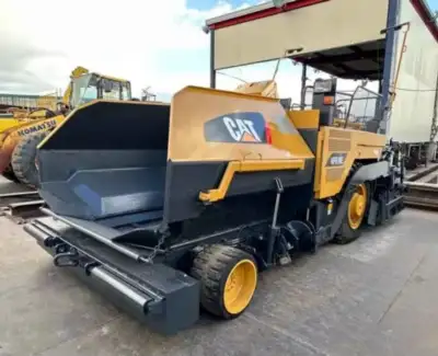 Used Caterpillar AP600E Asphalt Paver photo 2