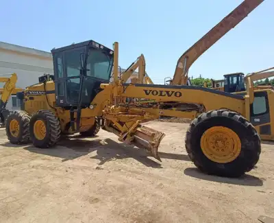 Used Volvo G740 Motor Grader photo 4