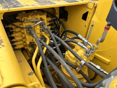 Used Komatsu PC200-8 Excavator photo 7