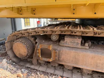Used Caterpillar 390 Excavator photo 3