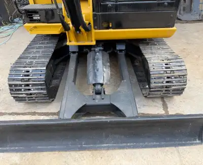 Used Caterpillar 305 Excavator photo 7
