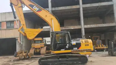 Used Caterpillar 325D Excavator photo 5