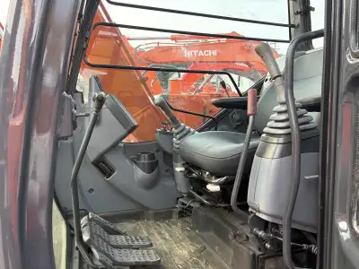 Used Hitachi ZX60 Mini Excavator photo 5
