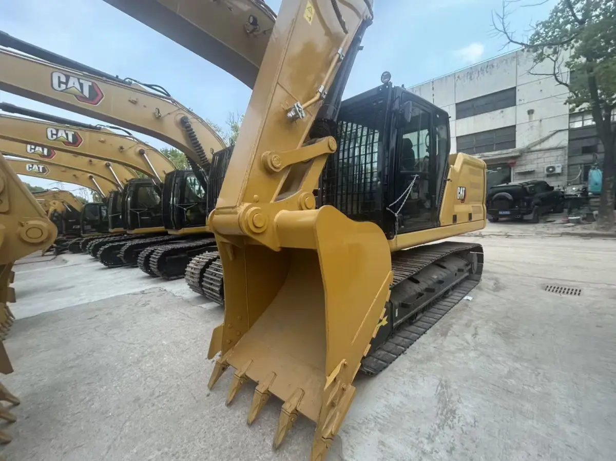 Used Caterpillar 325D2L Excavator photo 1