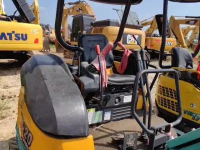 Used Kubota U20 Mini Excavator photo 7