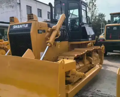 Used Shantui SD16 Bulldozer photo 5