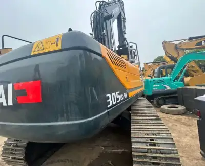 Used Hyundai 305LC-9T Excavator photo 3