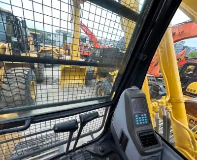 Used Komatsu PC300 Excavator photo 3