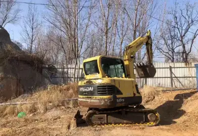 Used Hyundai 60-9 Mini Excavator photo 11