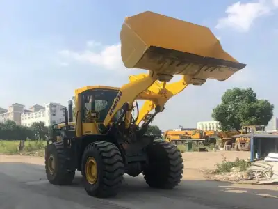 Used Komatsu WA470 Wheel Loader photo 3