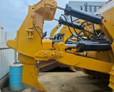 Used Caterpillar D10 Bulldozer photo 2