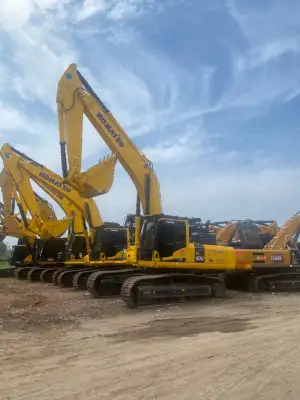 Used Komatsu PC400-8R Excavator photo 3
