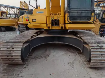 Used Komatsu PC240-8 Excavator photo 7