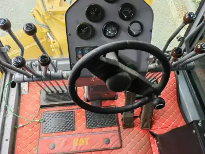 Used Caterpillar 140H Motor Grader photo 10