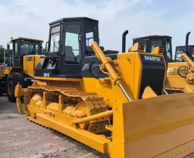 Used Shantui SD16 Bulldozer photo 4