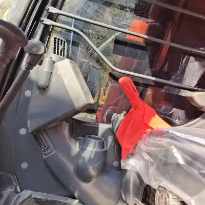 Used Hitachi 130 Excavator photo 8