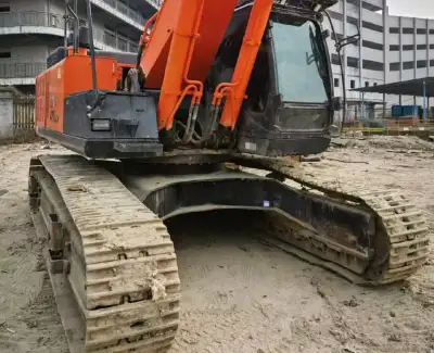 Used Hitachi ZX470LCH Excavator photo 7