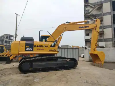 Used Komatsu PC300-7 Excavator photo 4