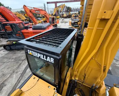 Used Caterpillar 330D2L Excavator photo 2