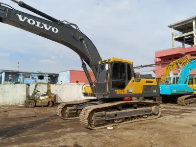 Used Volvo EC290B Excavator photo 3