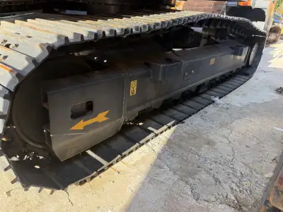 Used Doosan 225LCA Excavator photo 6