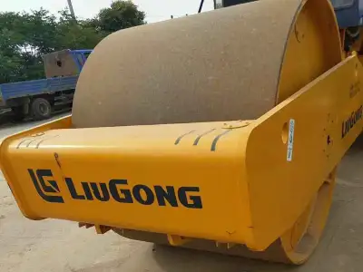 Used LiuGong CLG6327 Road Roller photo 3
