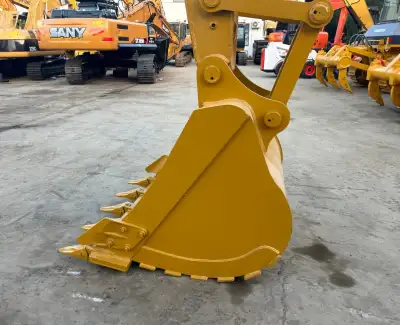 Used Caterpillar 320D Excavator photo 10