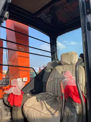 Used Hitachi 75 Mini Excavator photo 7