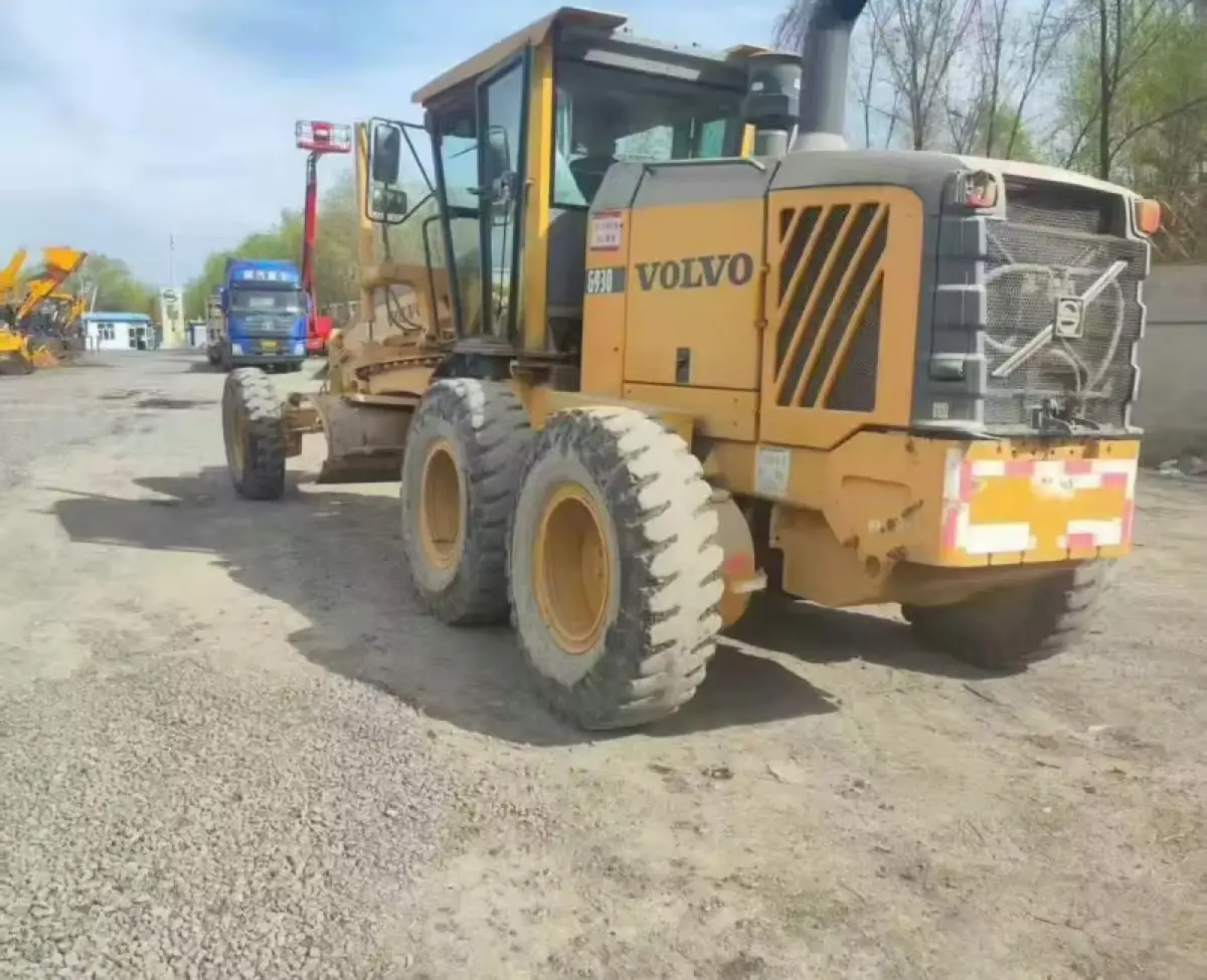 Used Volvo G730 Motor Grader photo 1