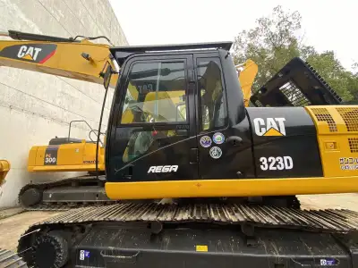 Used Caterpillar 323D Excavator photo 4